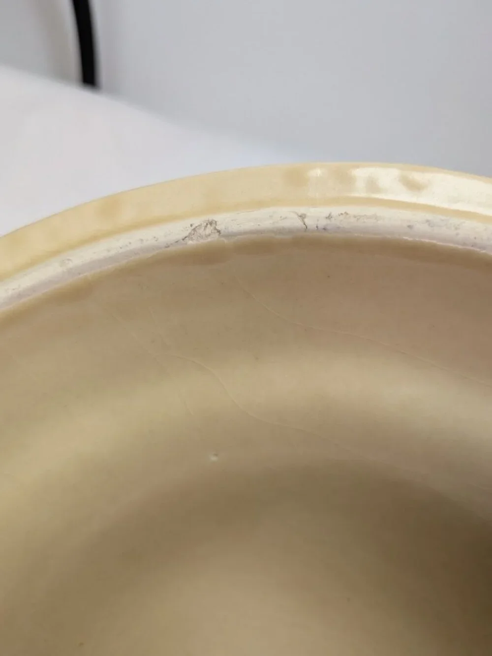Vintage Pfaltzgraff Village 3-Quart Casserole Dish with Lid Farmhouse Stoneware